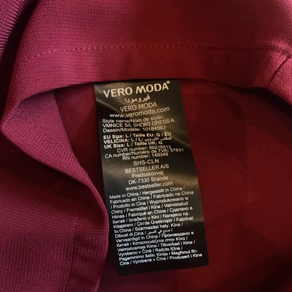 NWT Urban Outfitters Vero Moda Cinch Waist Dress - Picture 7 of 7